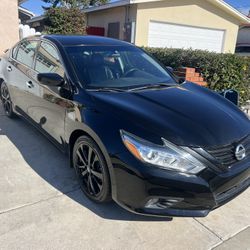 2018 Nissan Altima SR midnight Edition 83k Miles Smog 