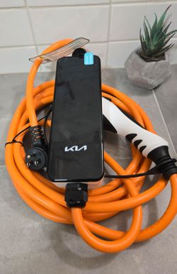 Kia EV Portable Charger Level 1 (120V) - Like New