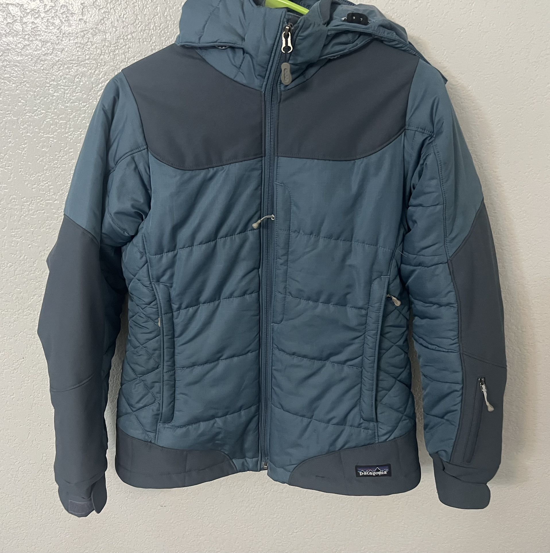 Patagonia Womens Jacket SIZE XS for Ski & Snowboard