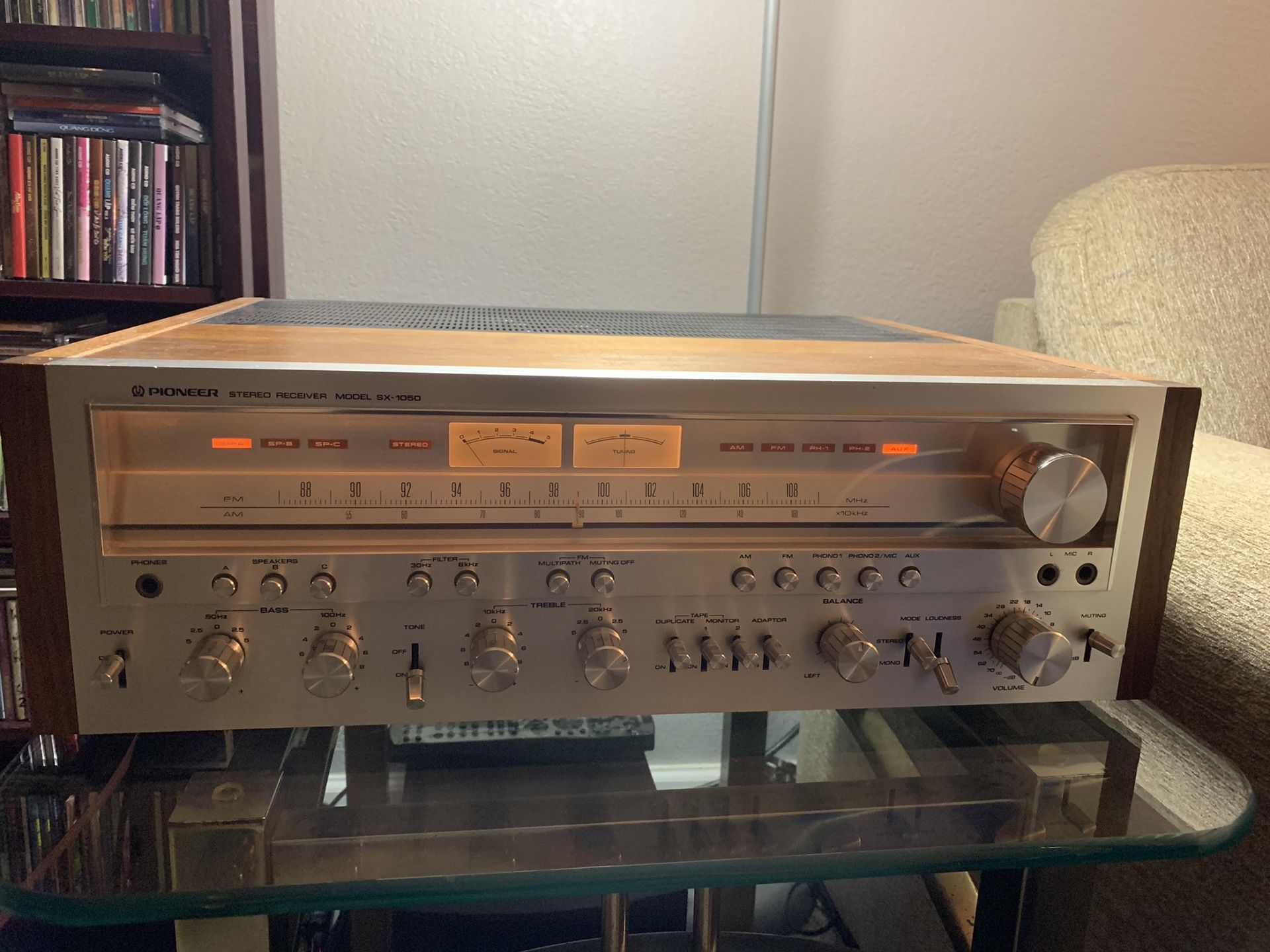 Pioneer stereo Receiver Model SX 1050