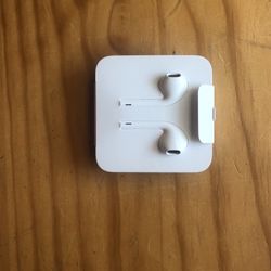 Wired Lighting Headphones 