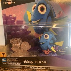 Pixar Dory Finding Nemo Figure