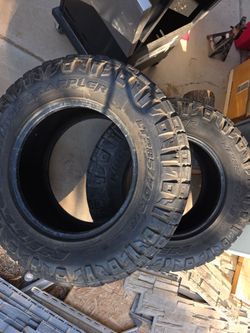 Nitto Ridge Grapler 285/70 R18