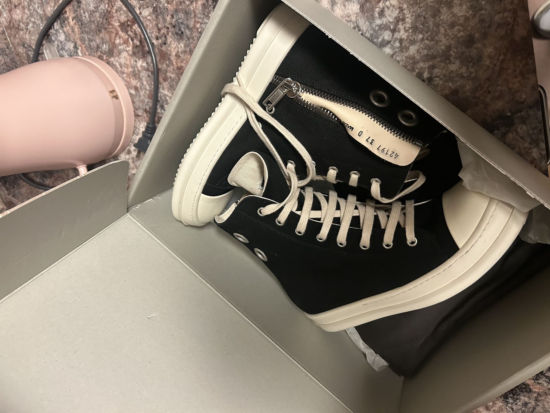 Rick Owen’s Women 37