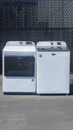 2023 Maytag Topload Washer And Dryer Set.