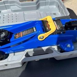 1.5 Ton Floor Jack/Gato