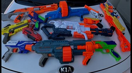 15 Nerf Guns And 3 Dart Guns