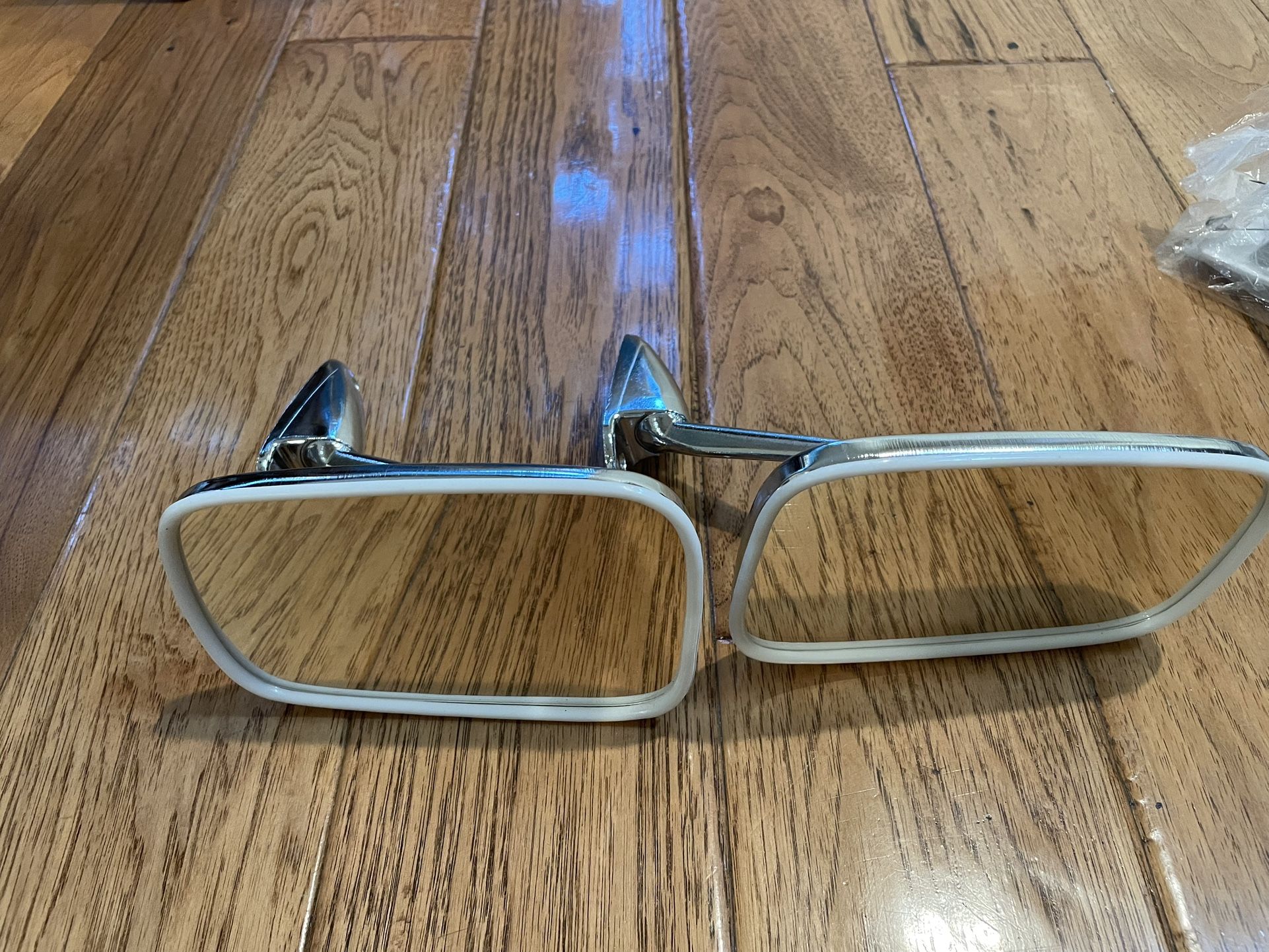 Classic side view mirrors