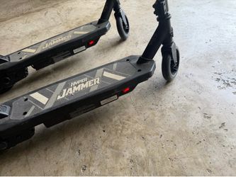 Electric scooter