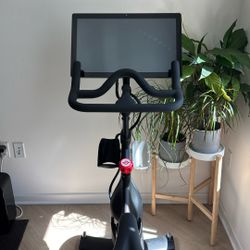 Peloton Bike - Like new