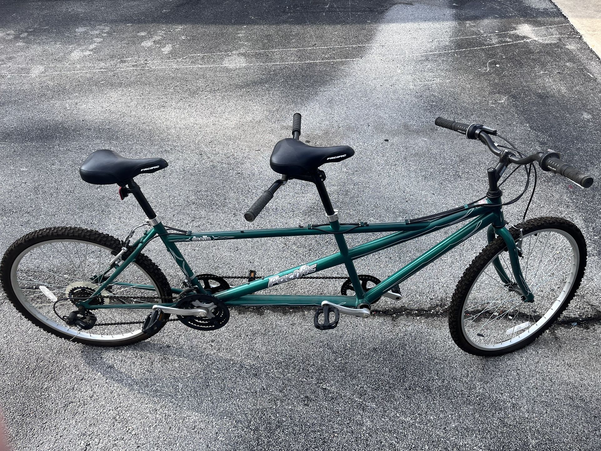 Dual Bike Or Romance On Wheels