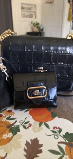 Purse coach