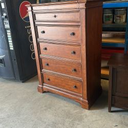 Wood Dresser