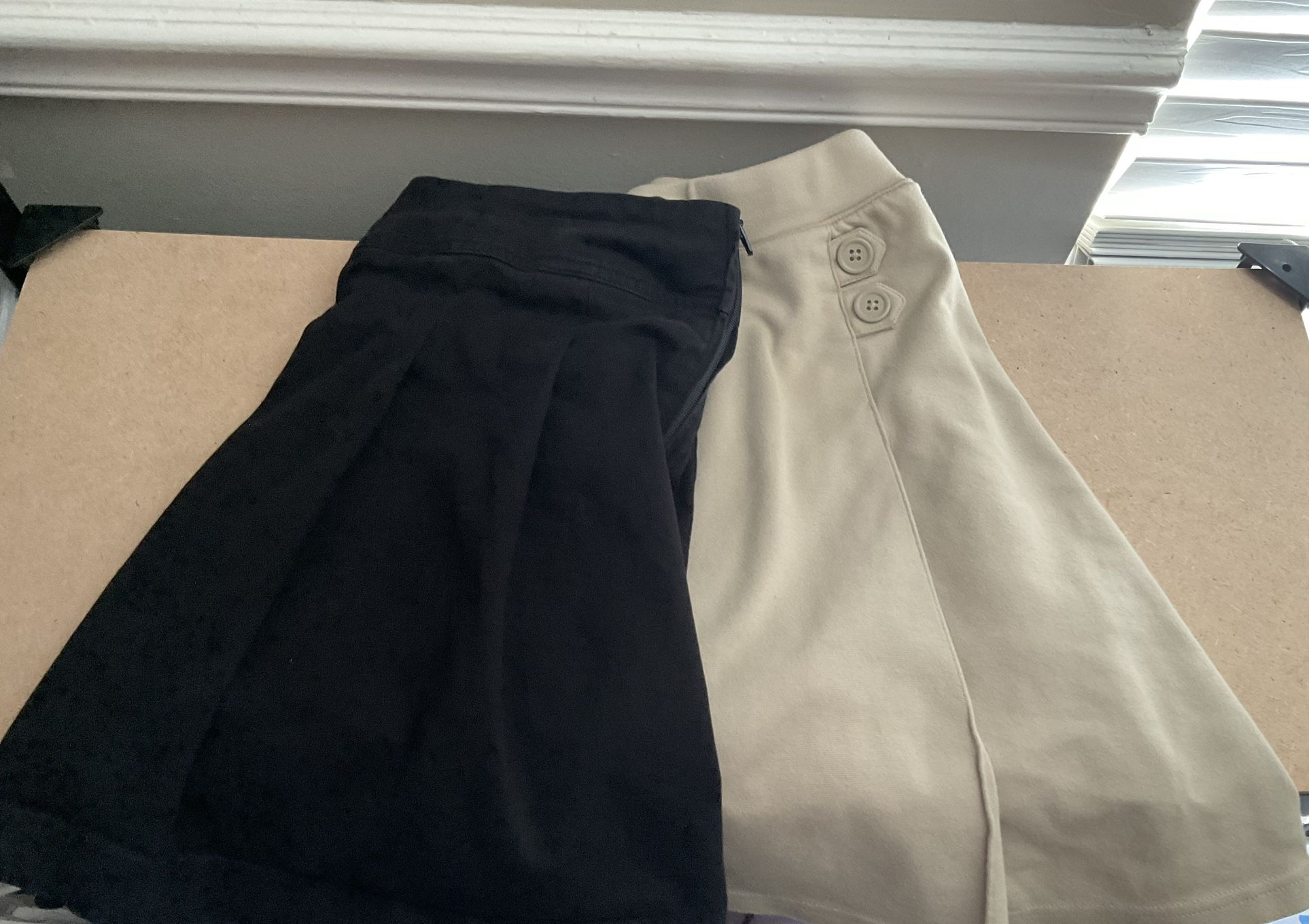 Girls Skirts, Khaki And Black, Size 16