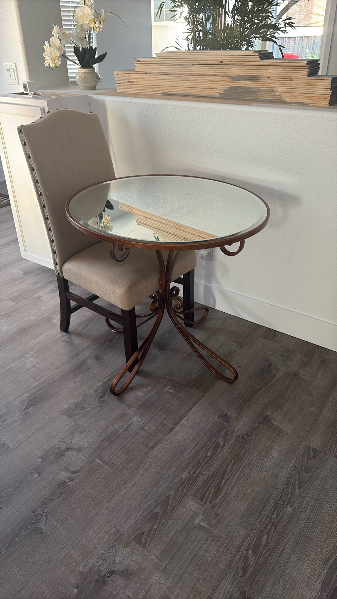 Mirror Table