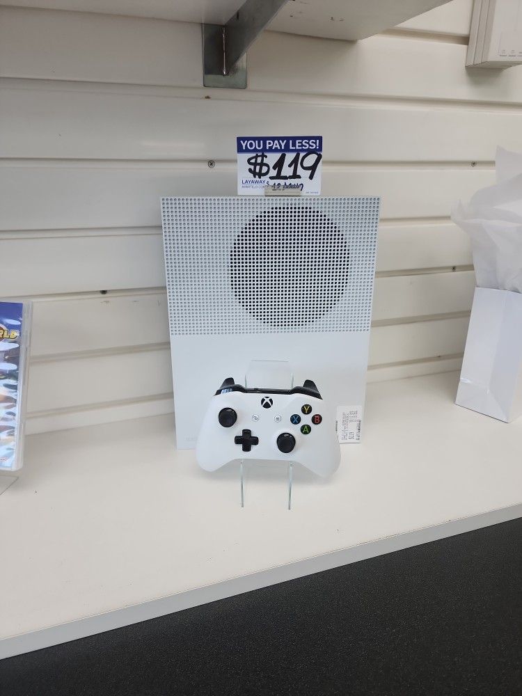 Xbox One S 