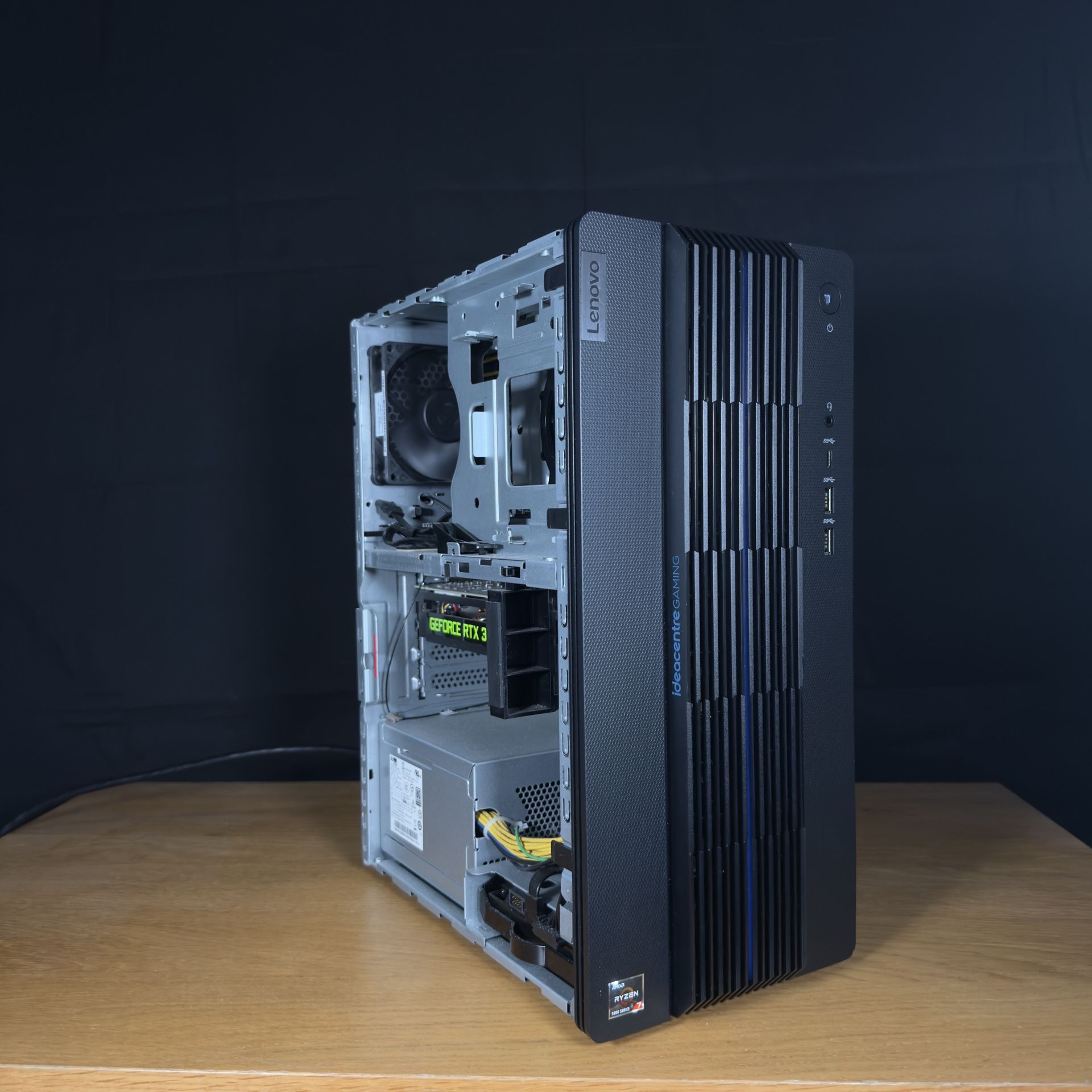 Gaming PC / 3060 / 5700G / 16GB