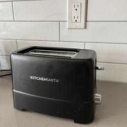 Kitchen Smith Toaster