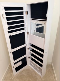 Mirror jewelry organizer