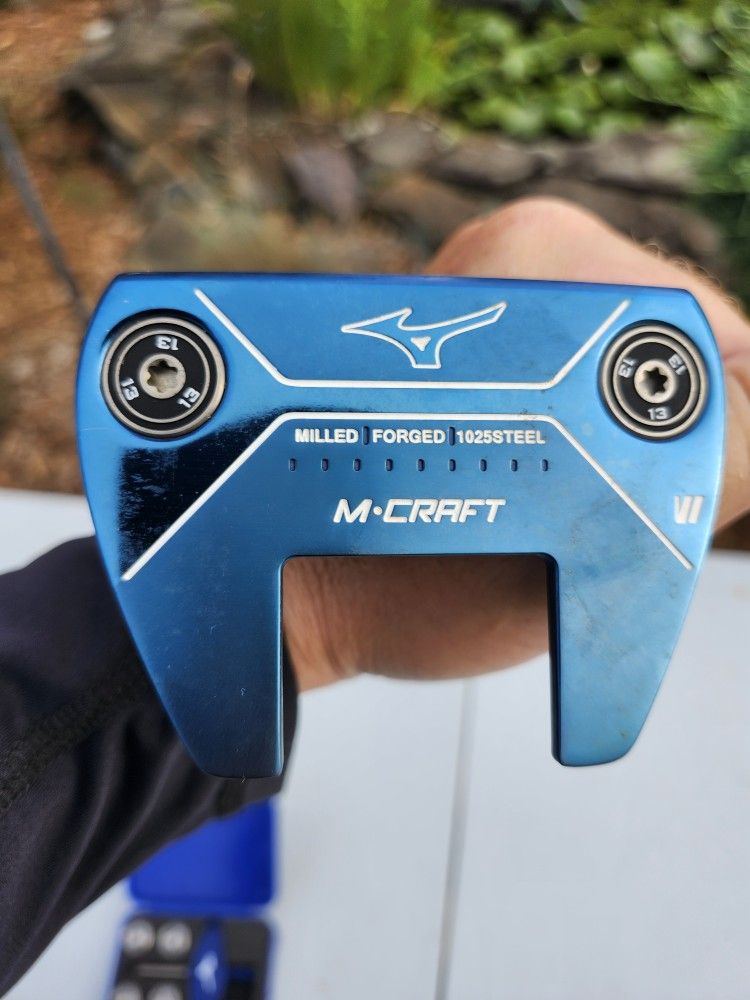MIZUNO M CRAFT VI GOLF PUTTER WITH WEIGHTS AND HEAD COVER