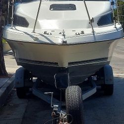 Bayliner Ciera Hard Top Express Cruiser / Fishing Boat . Catalina Ready . Available Now In Huntington Beach Harbor