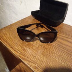 Gucci Glasses. GG0459S 001 54-19-145