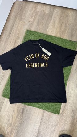 Essentials Tee