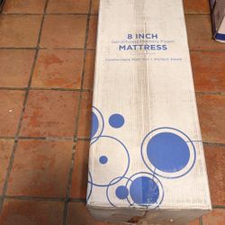 No Name 8 Inch Gel- Infused Memory Foam Mattress 