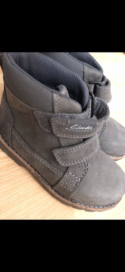 Clark’s boots size 7c toddlers