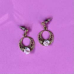 Vintage 1928 Porcelain Rose & Gold Tone Drop Earrings