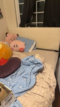 Queen size bed