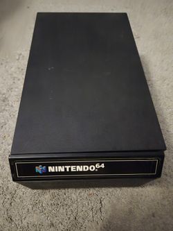 Nintendo 64 N64 Game Storage Case Original Stores 12 cartridges