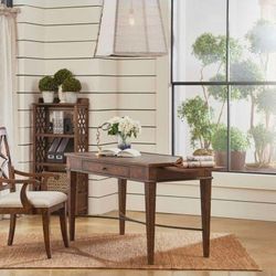 Trisha Yearwood Home Desk