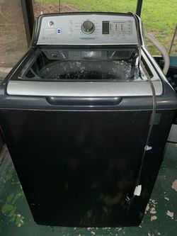 GE Top Load Washing Machine with WiFi Connect
