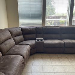 Sectional Recliner Couch 