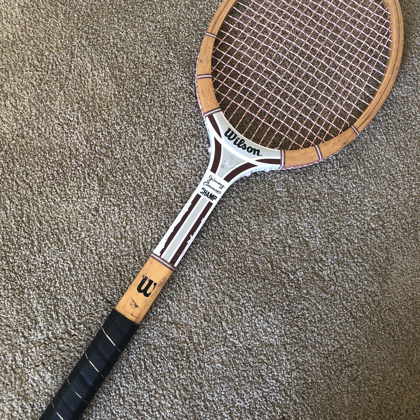 Raquette de tennis en bois vintage Wilson Jimmy Connors