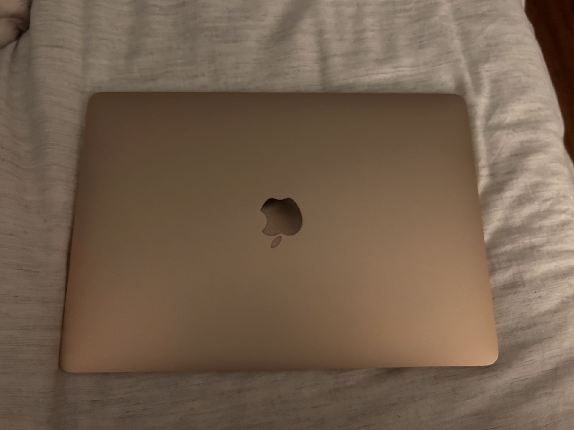 MacBook Air Rose Gold