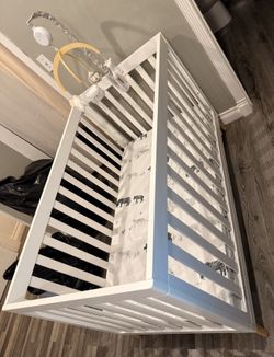 Free Baby/toddler Crib