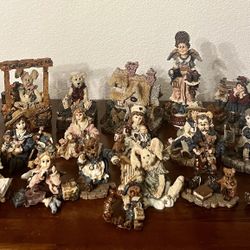 Lots Of 18 the Boyds Collection Bear With Friends 