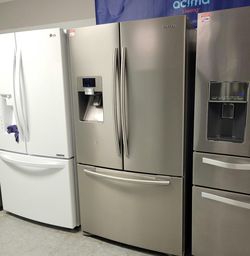 Samsung French Door Fridge - Stainless, Ice & Water Dispenser
