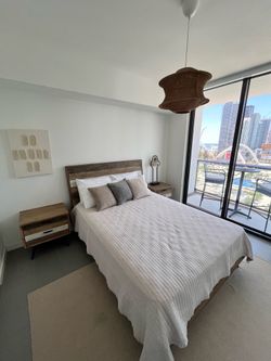 Beautiful Modern Rustic Queen Bedroom Set + Mattress Included!