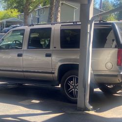 1999 Chevrolet Suburban