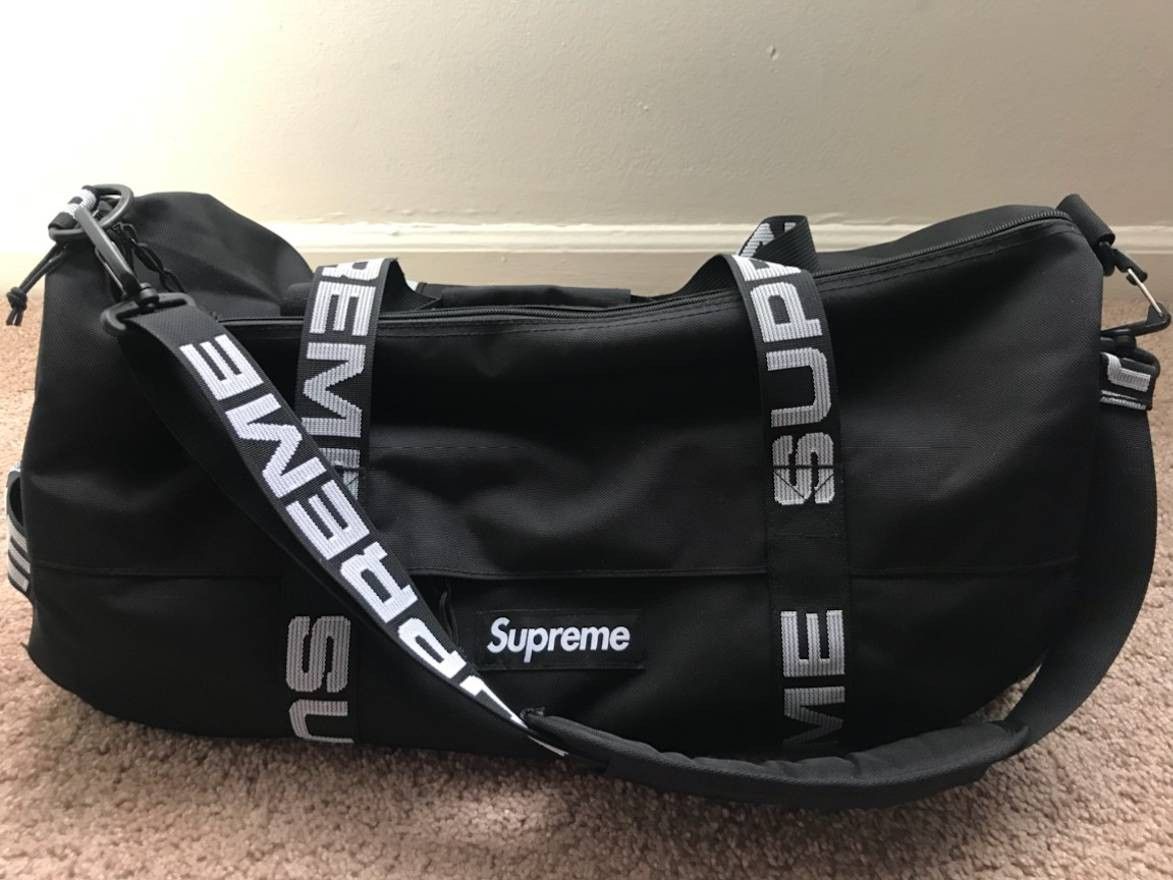 Supreme duffle bag ss18 sales size