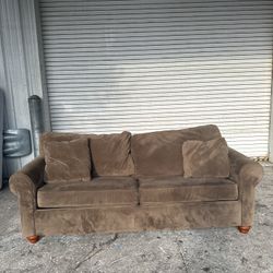 Comfy Brown Nice Pull Out Bed Sofa Couch 🔥🔥
