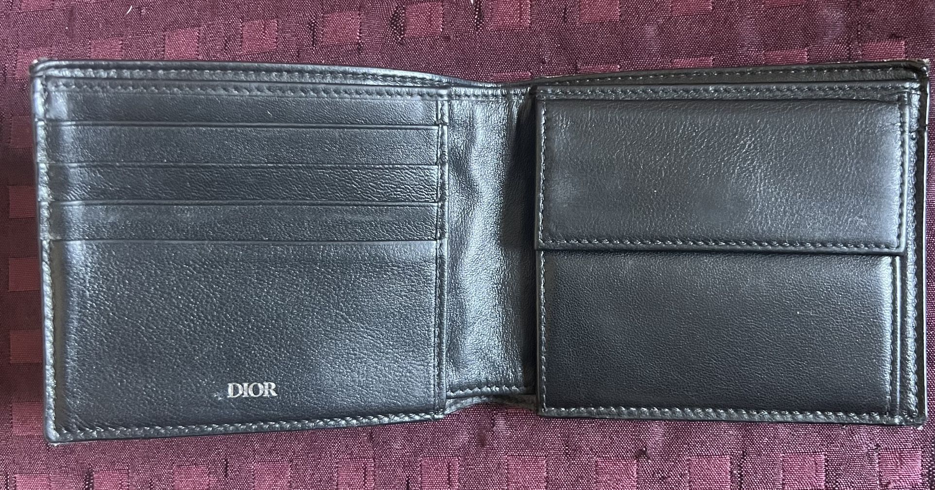 Dior Men Wallet for Sale in Pasadena, CA - OfferUp