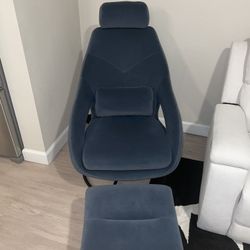 Swivel Chair With Ottoman