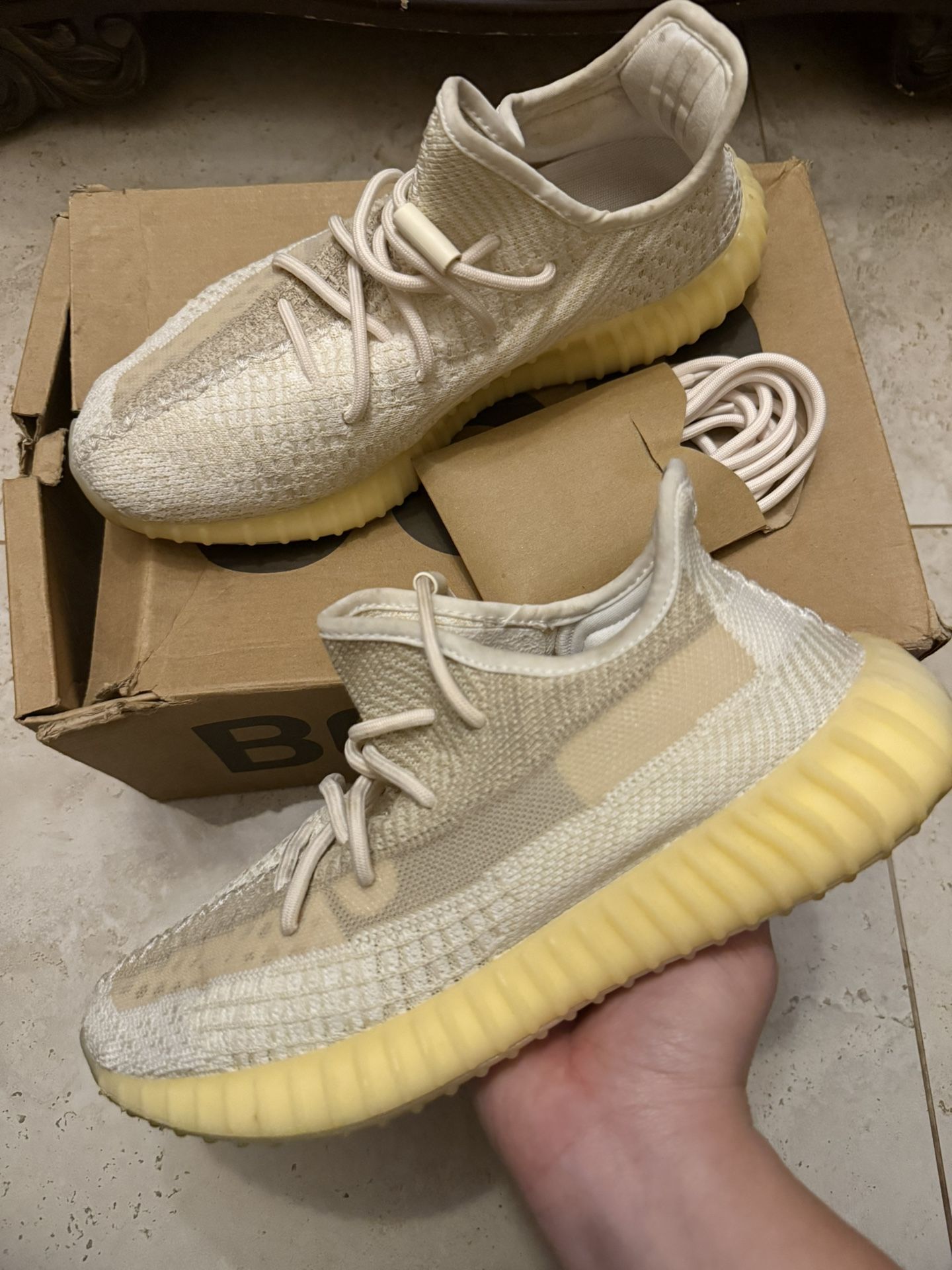 Size 9.5 - adidas Yeezy Boost 350 V2 Natural CLEAN OG ALL W/EXTRA LACES