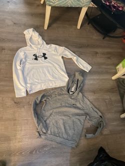 Men under Armour hoodie, size medium man, Nike hoodie size small both for 25
