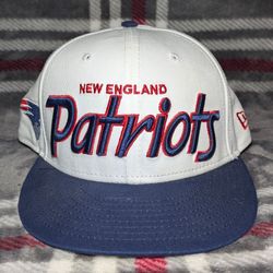 2012 New England Patriots New Era M/L Adjustable Hat White Navy Bill