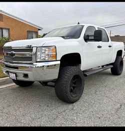 Chevy Silverado LT 2012 4x4  4.8L flex fuel